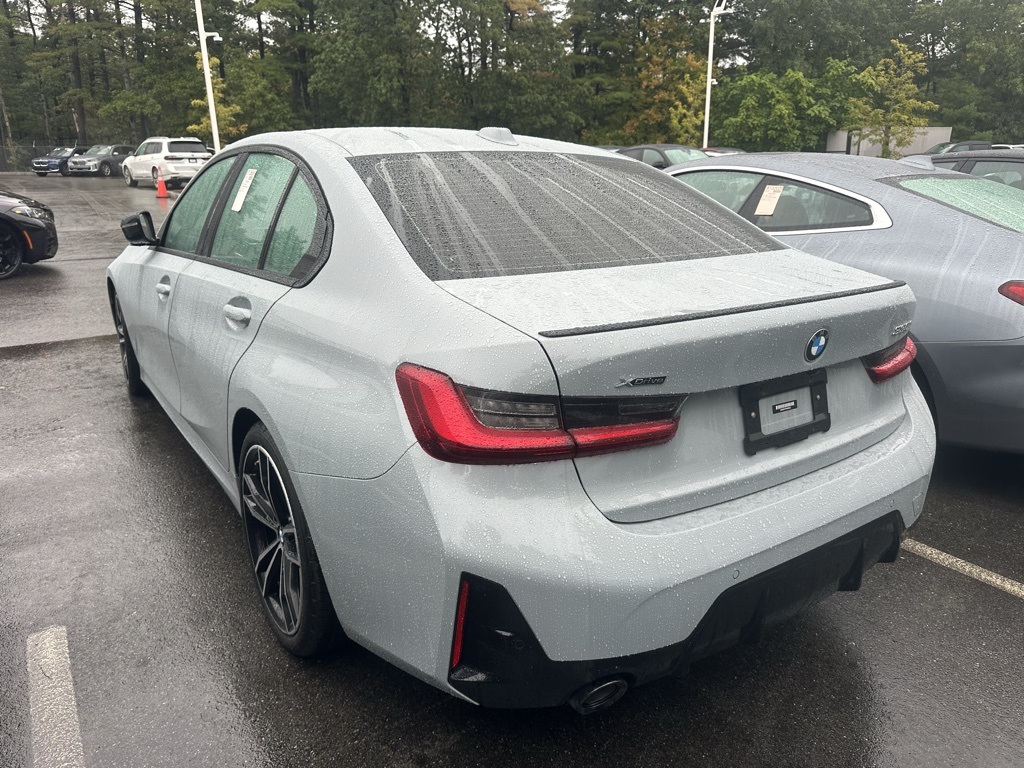 2023 Bmw 330i xDrive photo 4