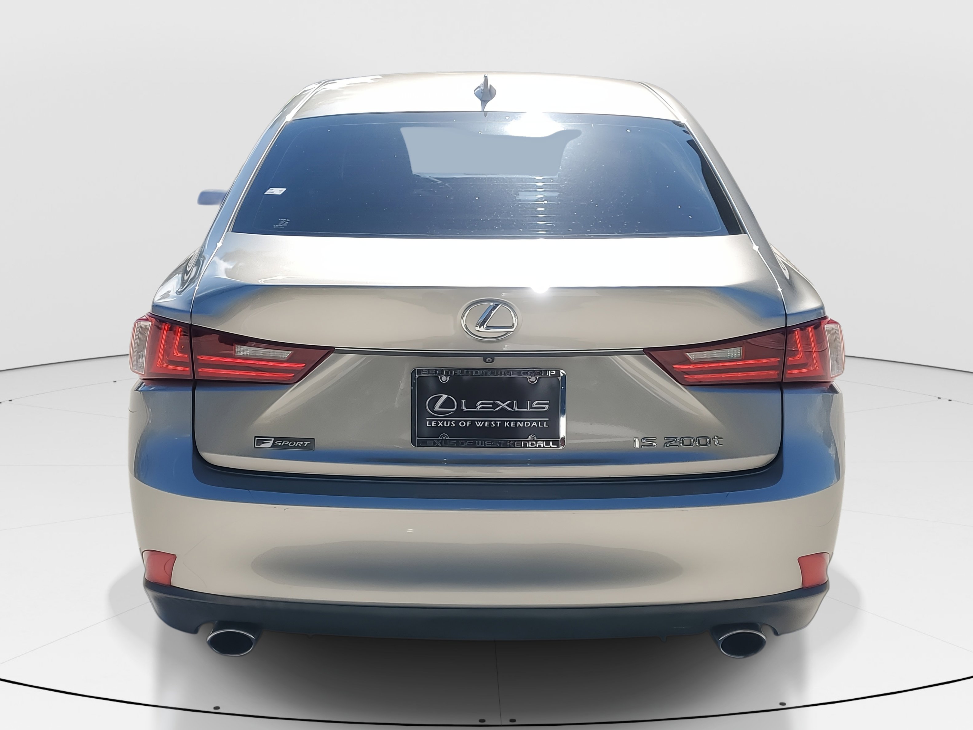 2016 Lexus IS 200t F SPORT photo 7