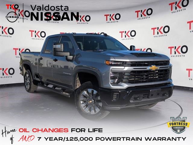 2025 Chevrolet Silverado 2500HD Custom's photo
