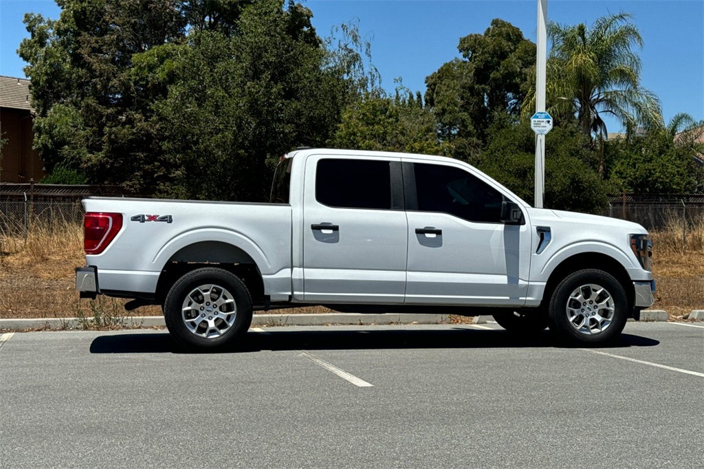 2023 Ford F-150 XLT photo 3