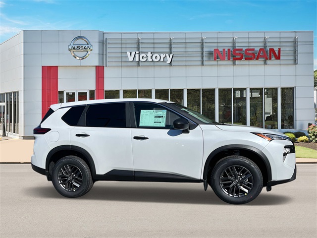 2025 Nissan Rogue S photo 2