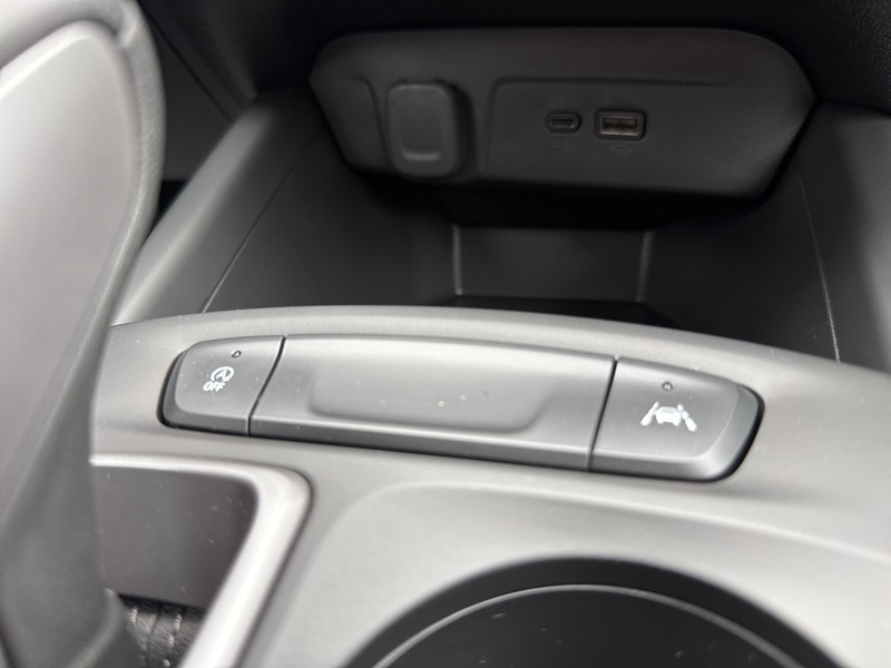 2025 Chevrolet Trax LS photo 25