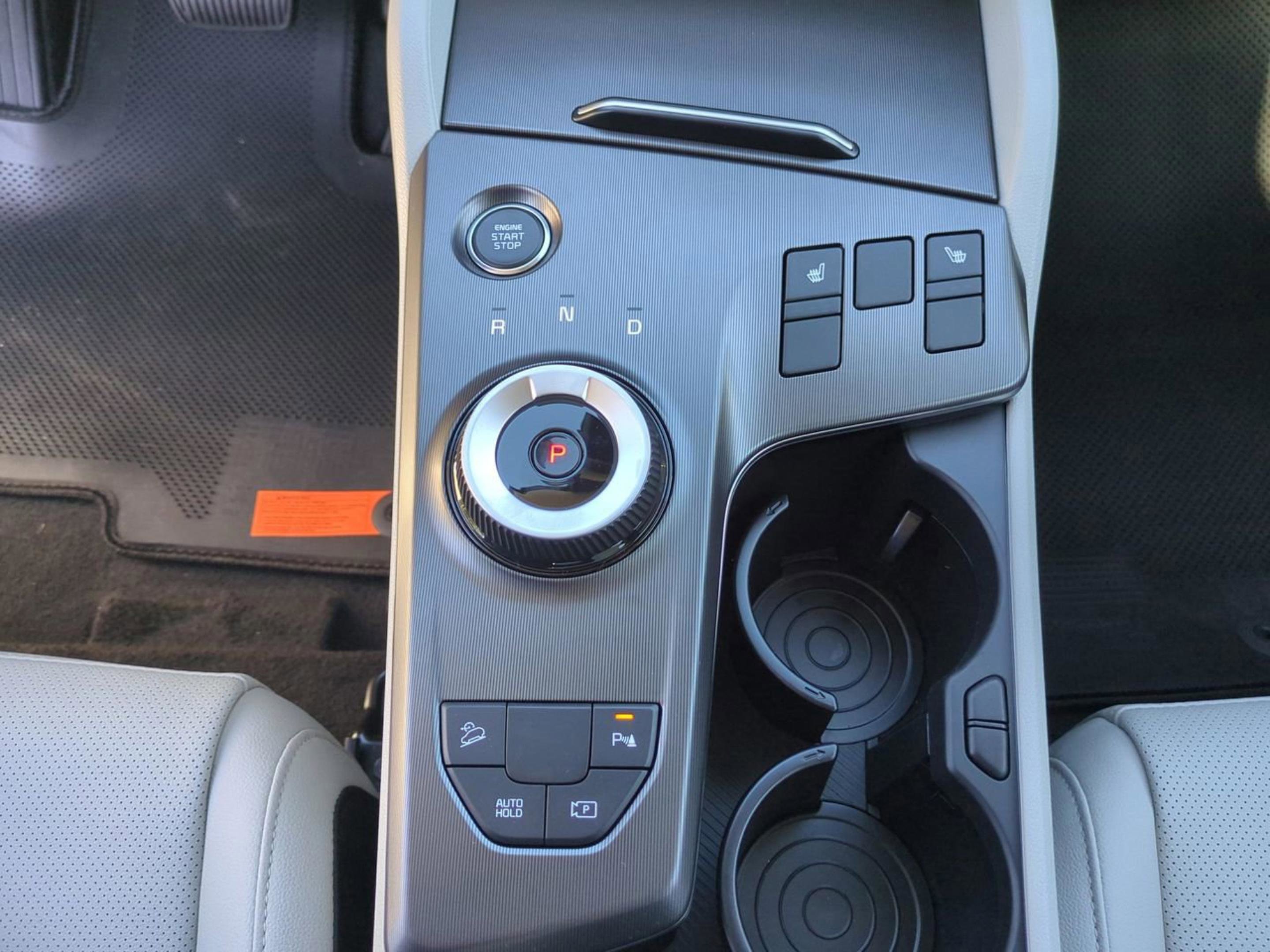 2026 Kia Sportage Hybrid EX photo 14