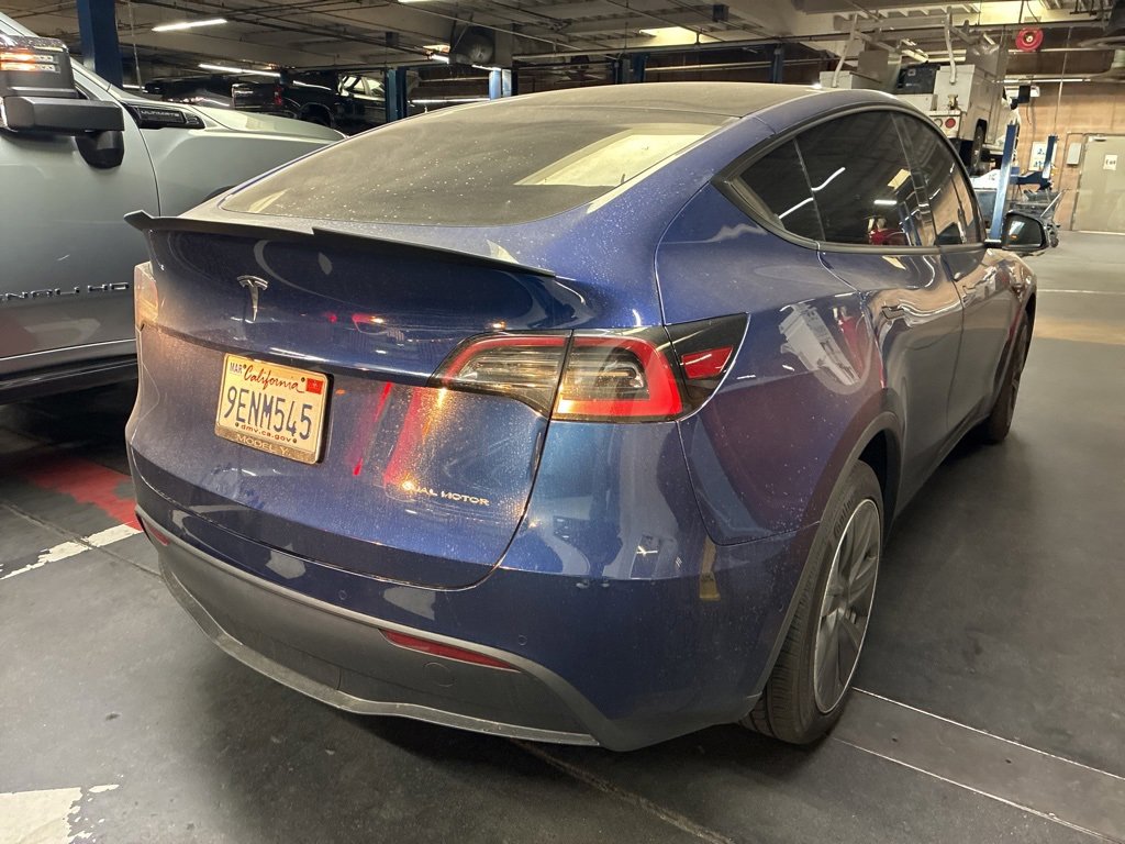 Used 2022 Tesla Model Y Long Range with VIN 7SAYGDEE3NF354360 for sale in Northfield, Minnesota