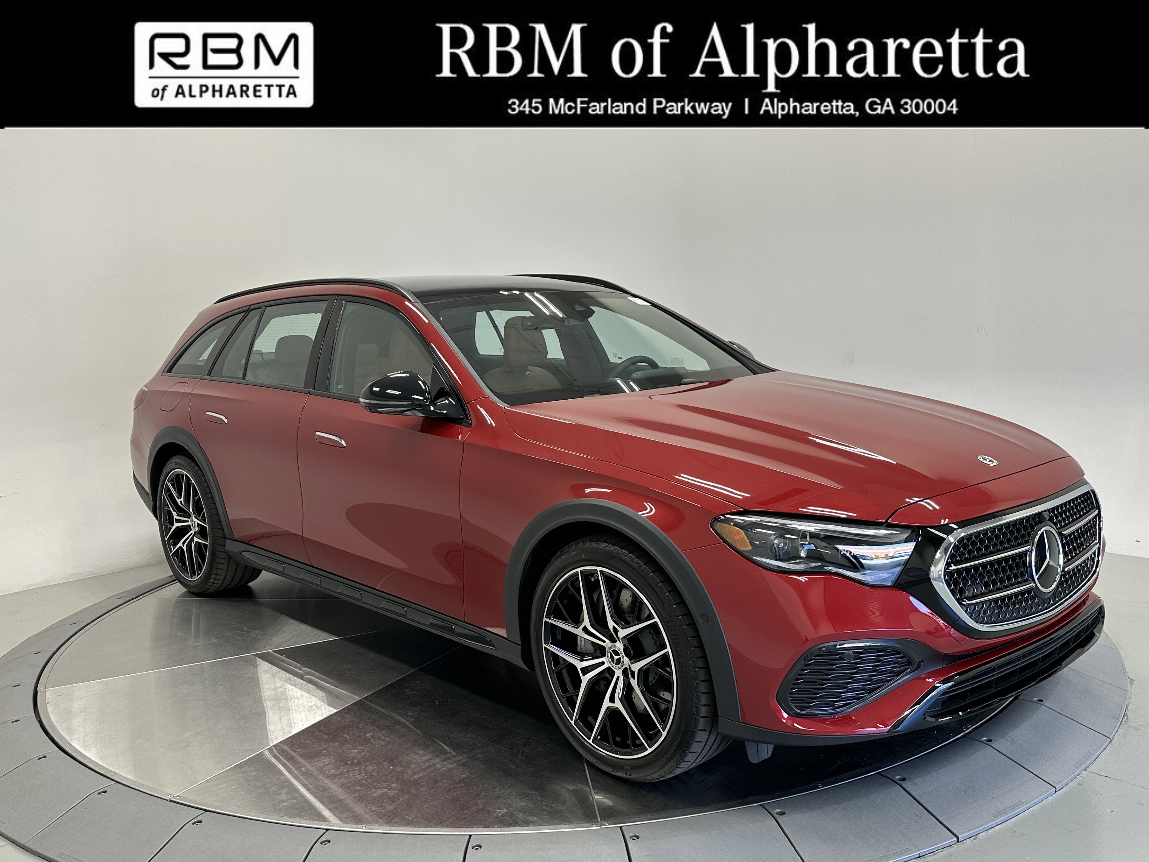 2025 Mercedes-Benz E-Class E450 All-Terrain's photo