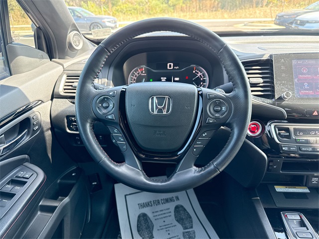 2021 Honda Ridgeline Black Edition photo 26