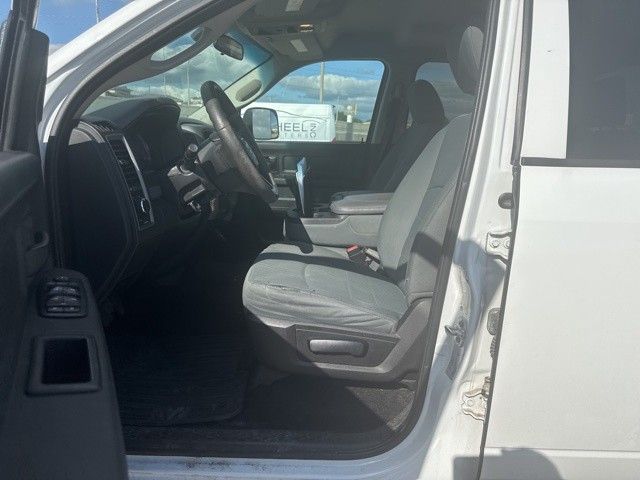 2017 Ram 2500 Tradesman photo 6