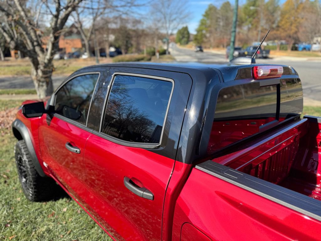 2026 Chevrolet Colorado Trail Boss photo 3