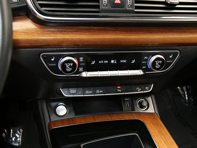 2021 Audi Q5 45 Premium Plus photo 20