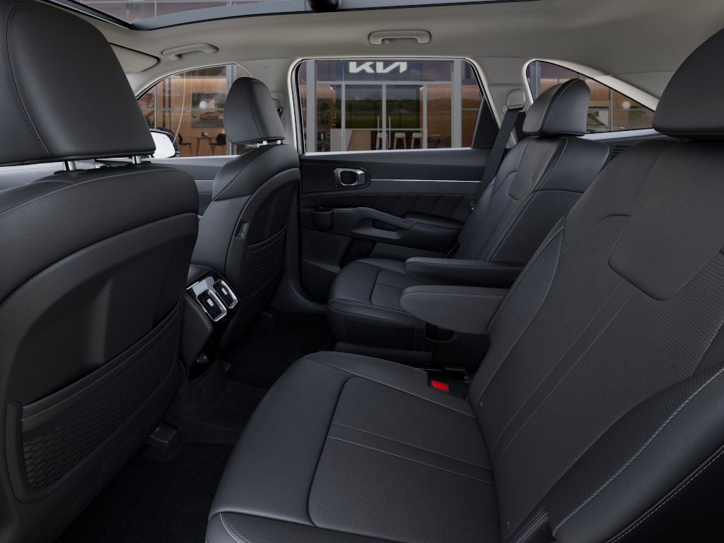 2025 Kia Sorento SX photo 11