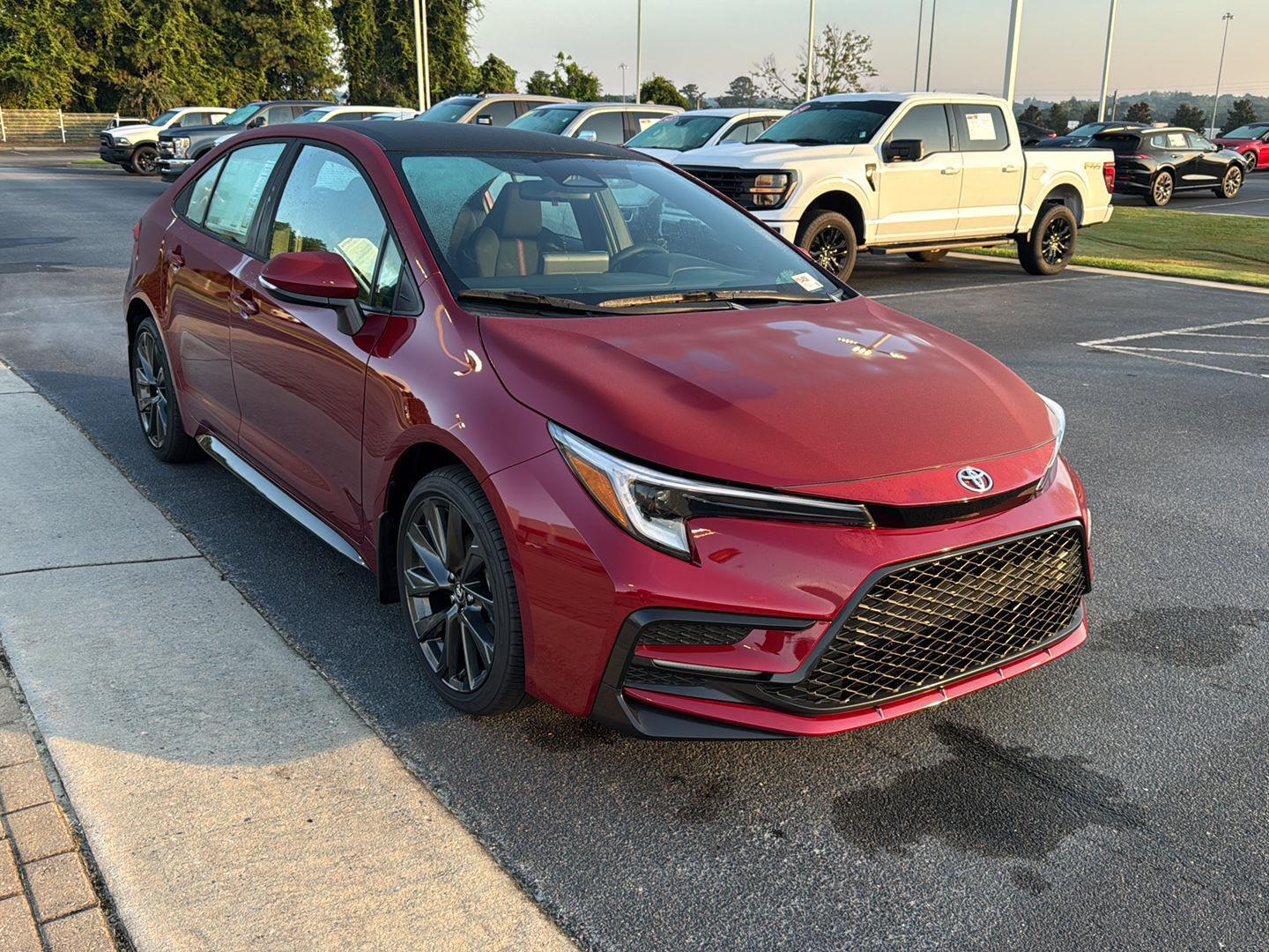 2026 Toyota Corolla SE photo 5