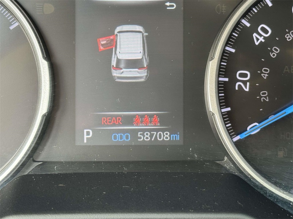 2022 Toyota RAV4 Hybrid XLE photo 21