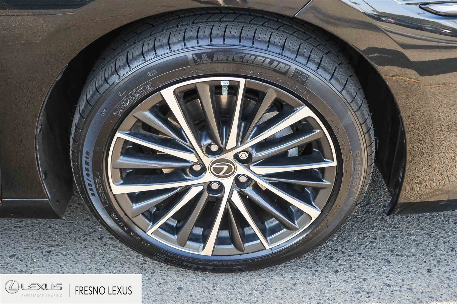 2022 Lexus ES 350 photo 8