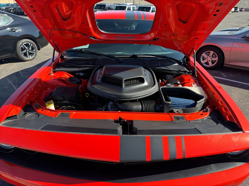 2018 Dodge Challenger R/T photo 21