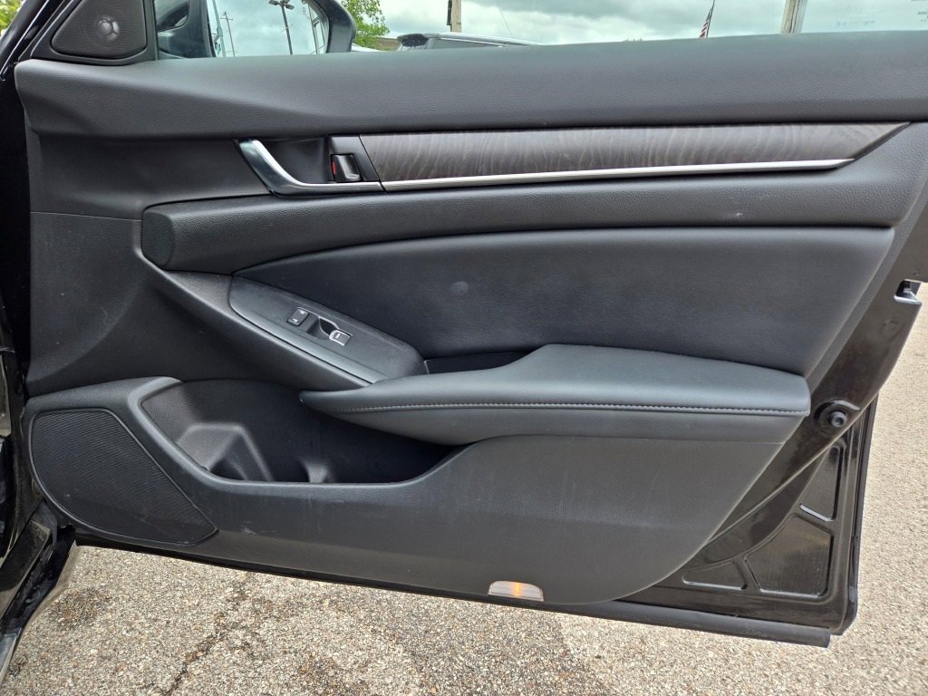 2022 Honda Accord EX-L photo 4