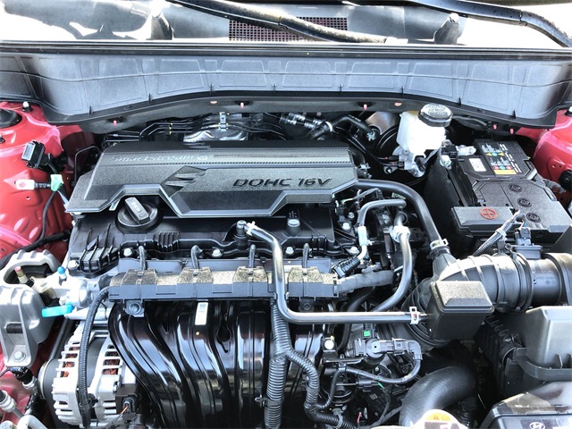 2025 Hyundai Kona SEL photo 12
