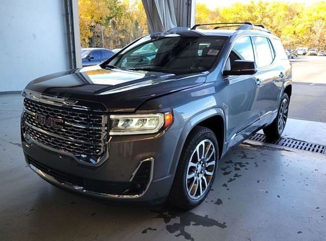 2021 GMC Acadia Denali's photo