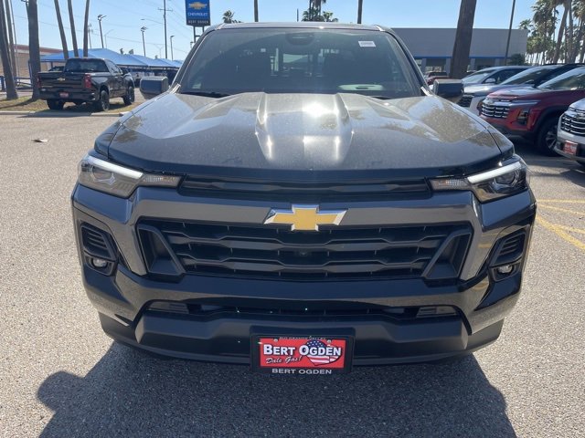 2026 Chevrolet Colorado LT photo 2