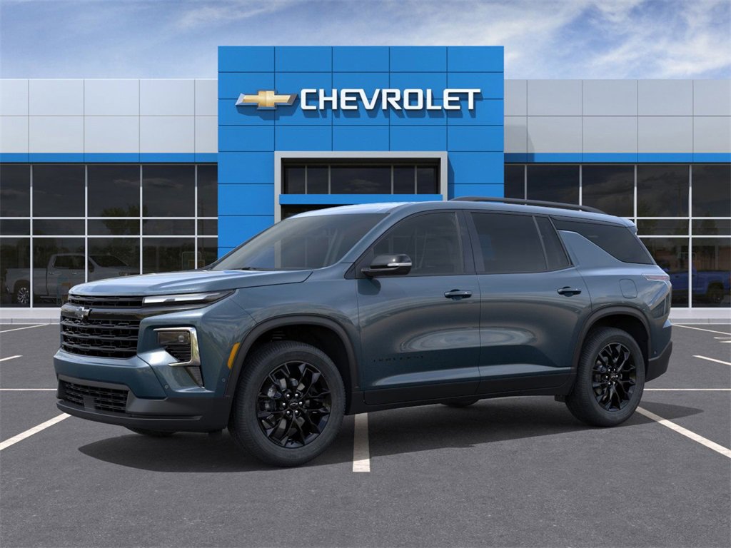 2026 Chevrolet Traverse photo 2