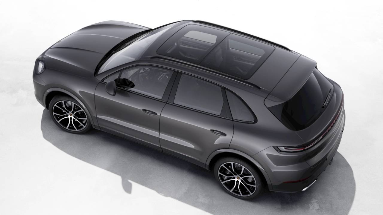 2026 Porsche Cayenne photo 4