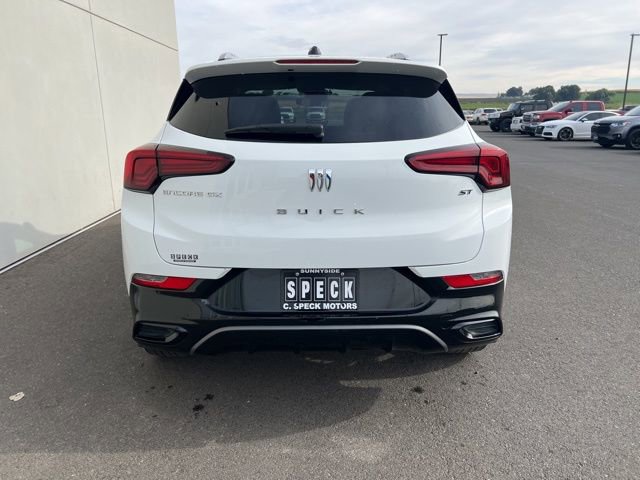 2024 Buick Encore GX Sport Touring photo 18