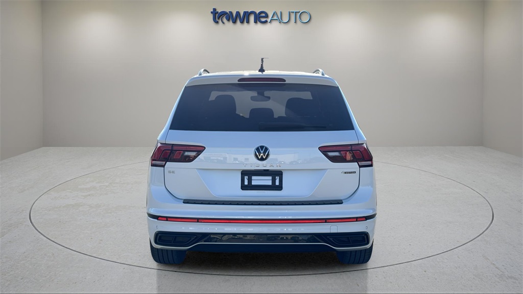 2023 Volkswagen Tiguan SE R-Line Black photo 3
