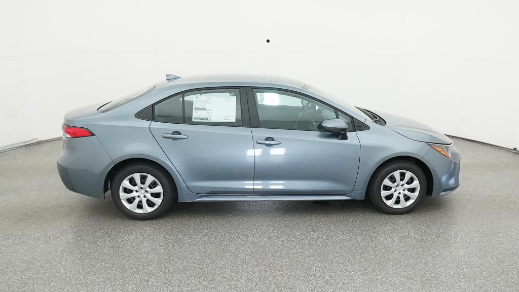 2025 Toyota Corolla LE photo 25