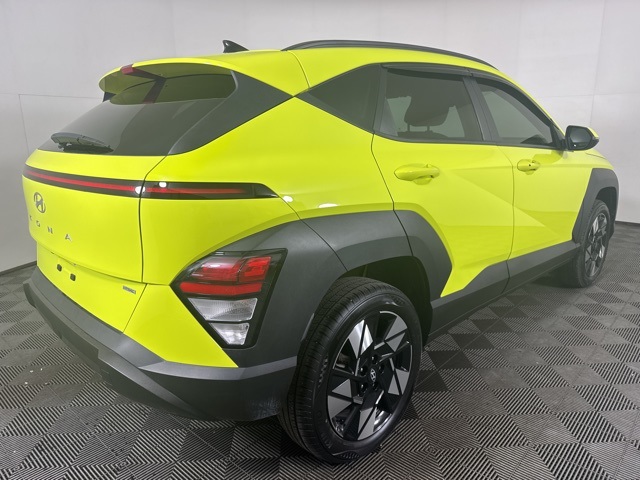 2024 Hyundai Kona SEL photo 3