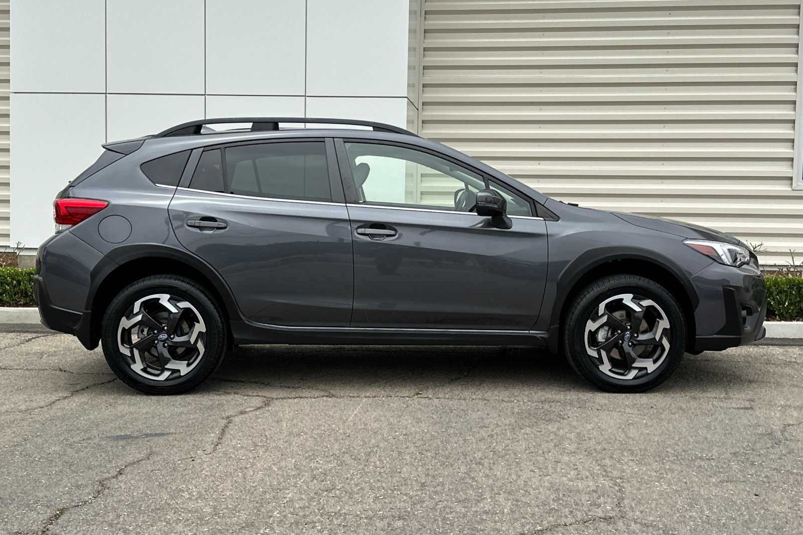 2022 Subaru Crosstrek Limited photo 3