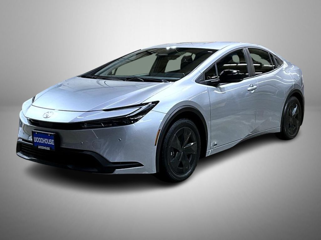 2026 Toyota Prius LE's photo