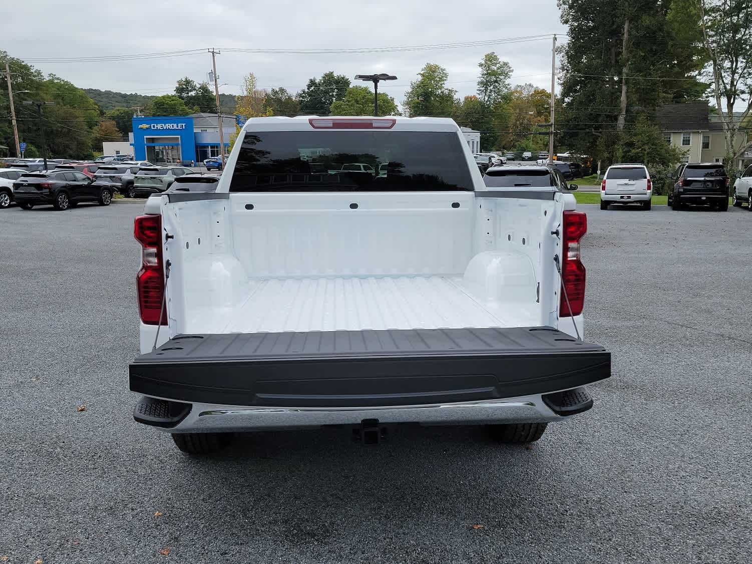 2026 Chevrolet Silverado 1500 LT photo 4