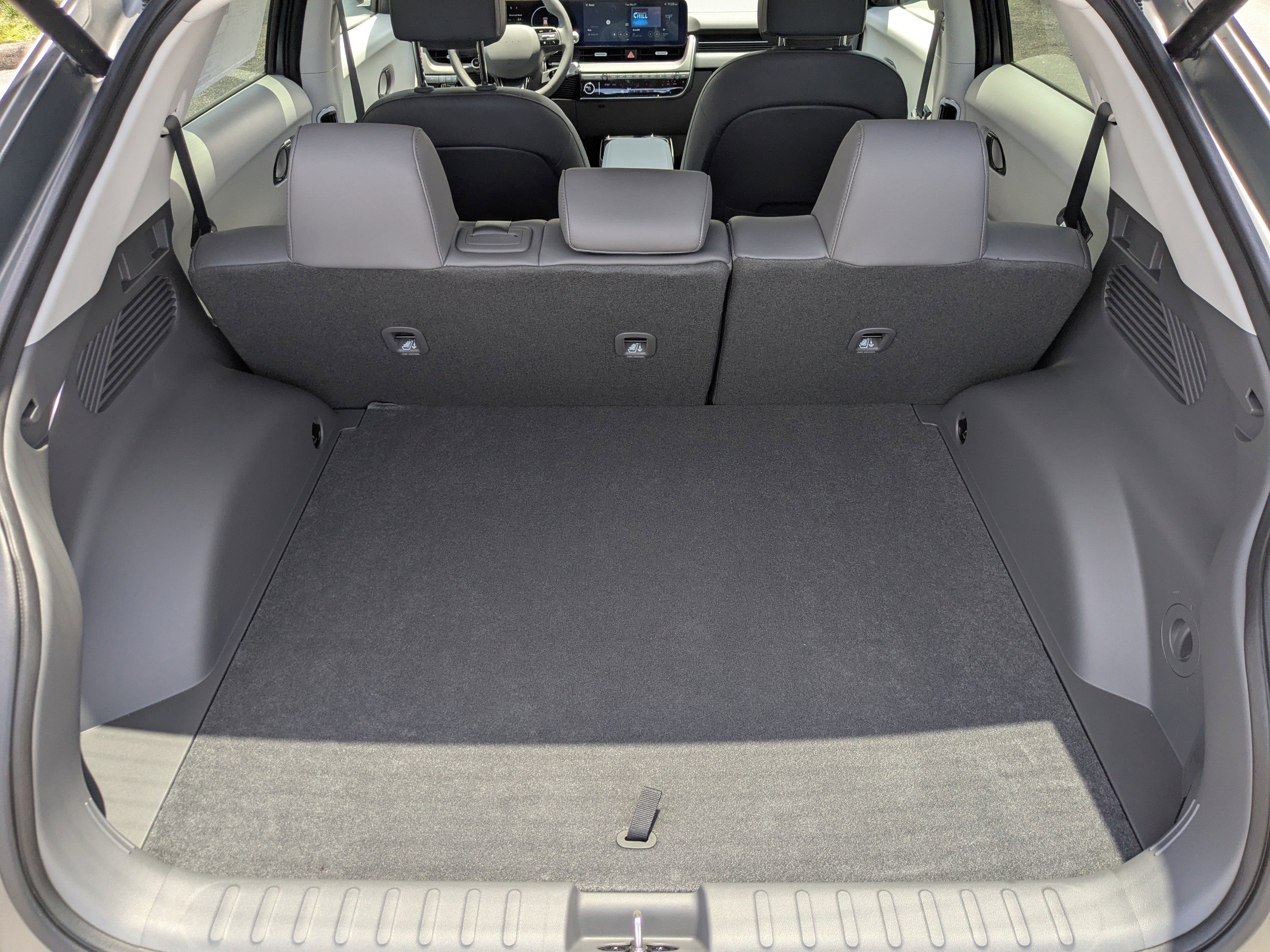 2025 Hyundai Ioniq 5 SEL photo 16