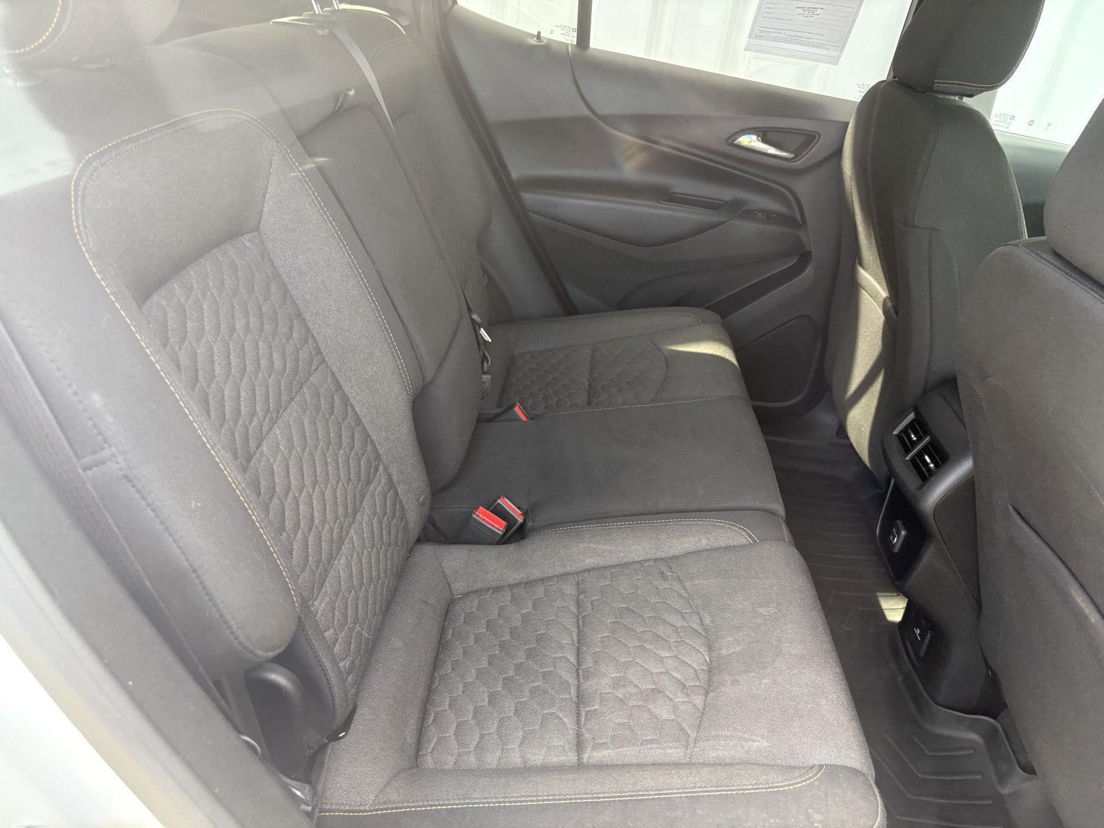 2019 Chevrolet Equinox LT photo 26