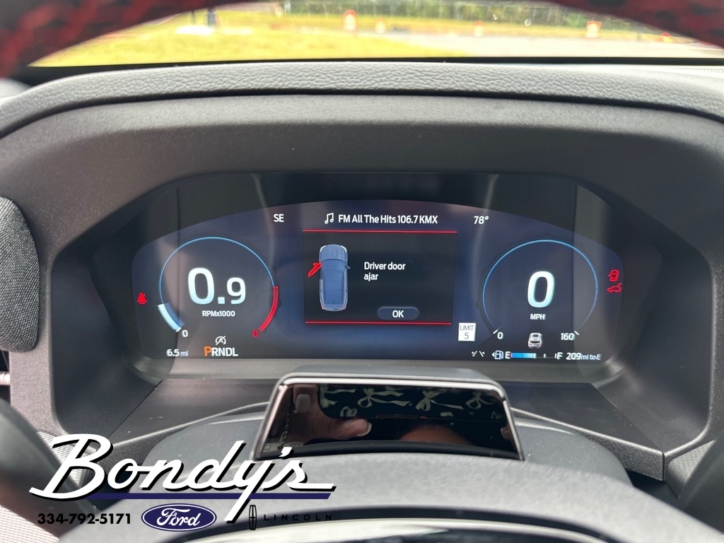 2025 Ford Explorer ST-Line photo 5