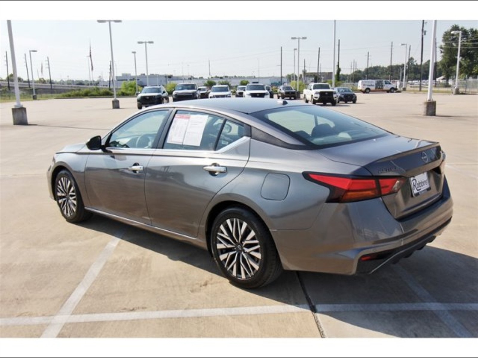 2024 Nissan Altima 2.5 SV - 3