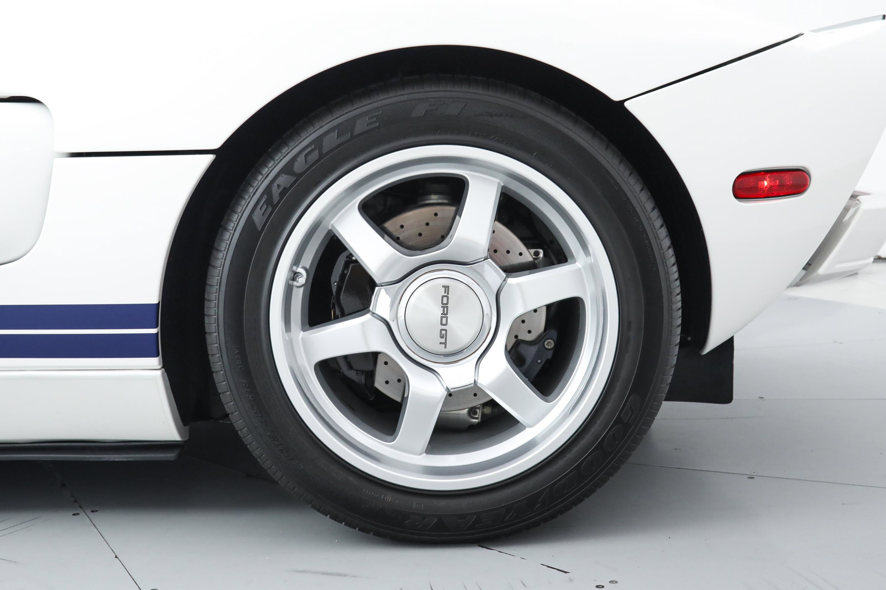 2006 Ford GT photo 38