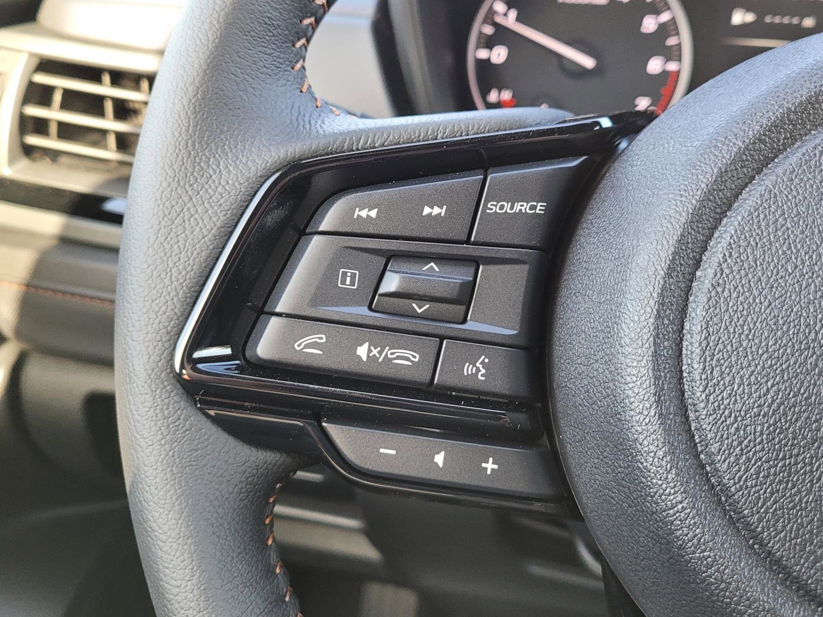 2025 Subaru Forester Touring photo 8