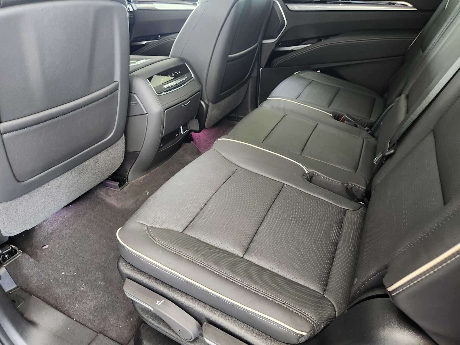 2025 Cadillac Escalade Sport photo 21