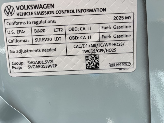 2025 Volkswagen Taos SE photo 28
