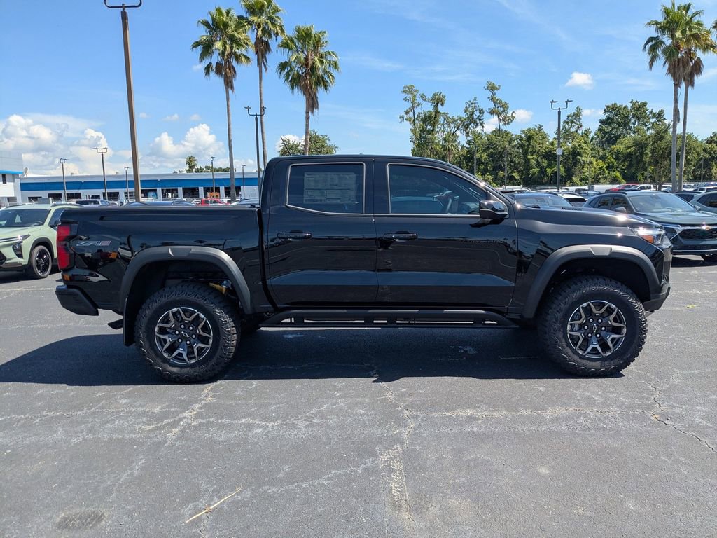 2025 Chevrolet Colorado ZR2 photo 2