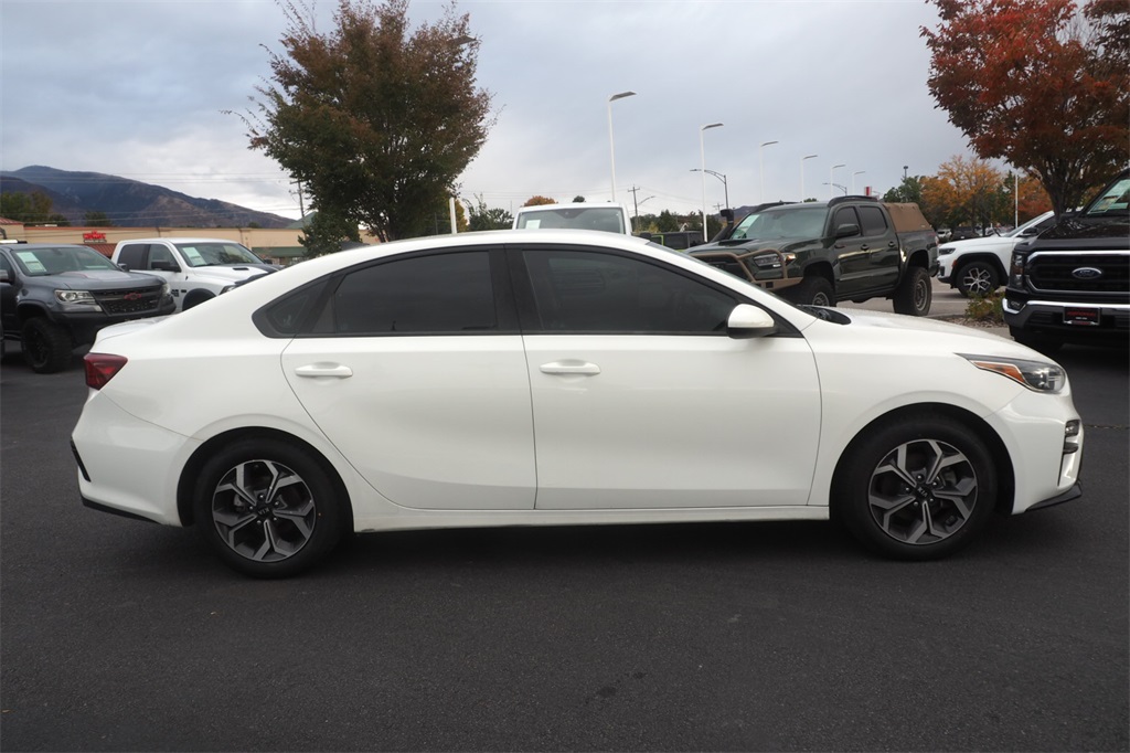 2020 Kia Forte LXS photo 4