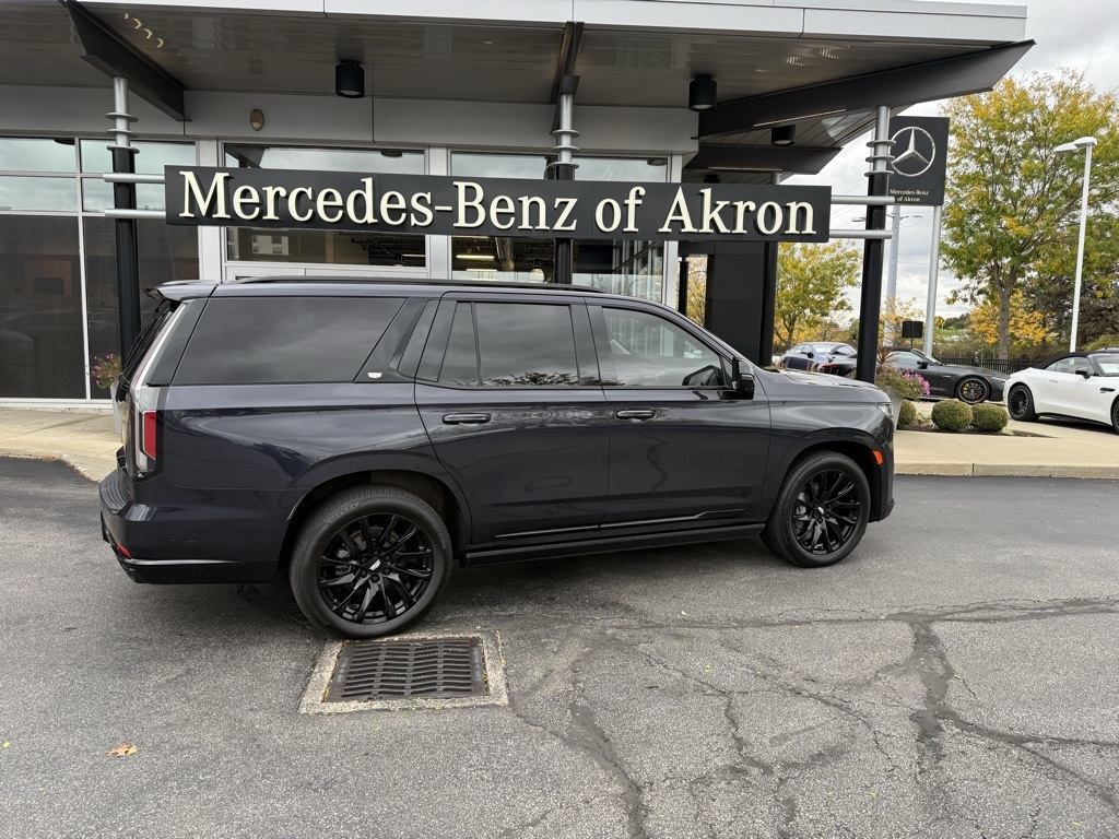 2023 Cadillac Escalade Sport Platinum's photo