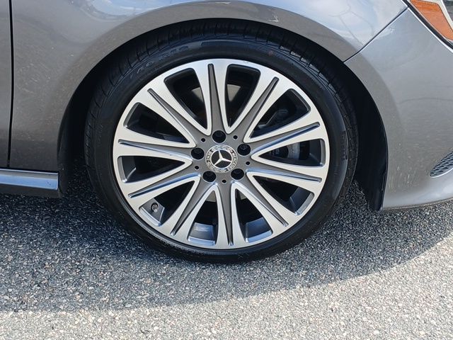 2019 Mercedes Benz CLA 250 4MATIC photo 23