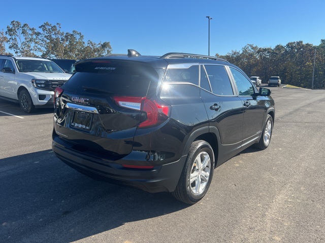 2024 Gmc Terrain SLE photo 2