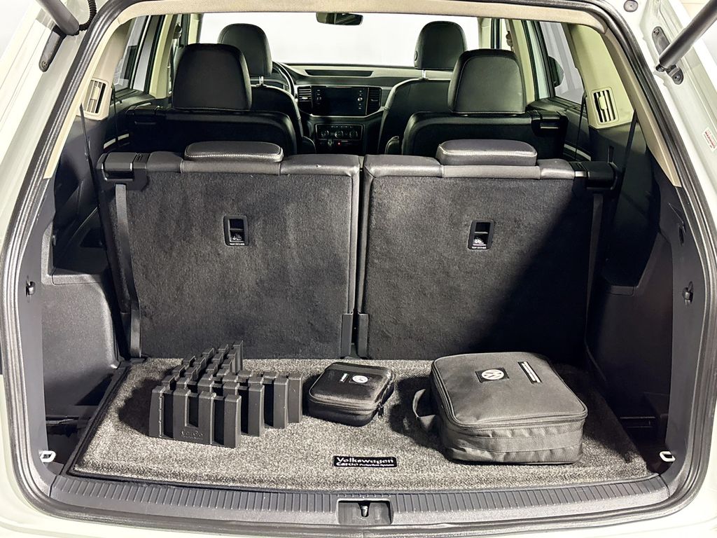 2021 Volkswagen Atlas SEL photo 22