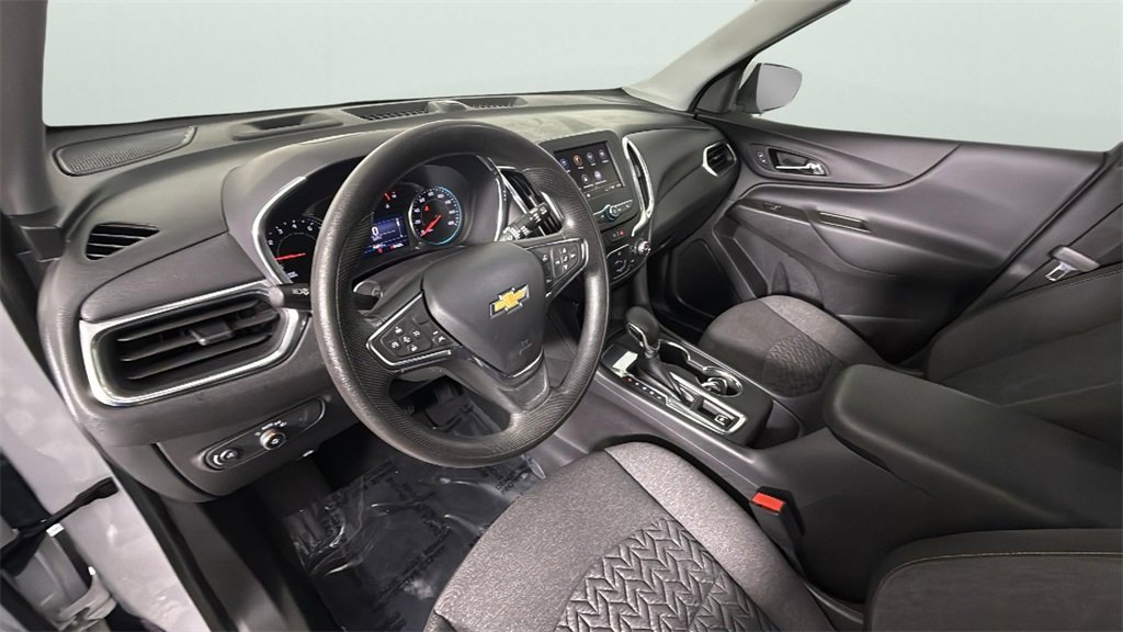 2023 Chevrolet Equinox LT photo 14