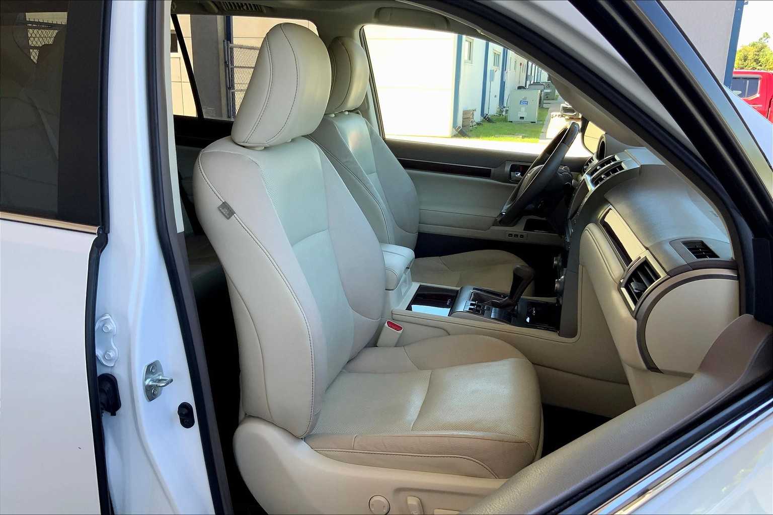 2019 Lexus GX 460 Premium photo 8