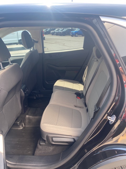 2022 Ford Escape SE photo 35