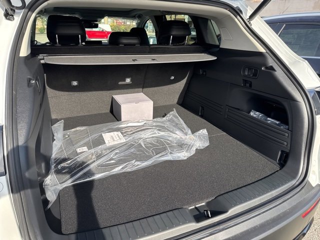 2025 Mazda CX-50 Premium photo 5