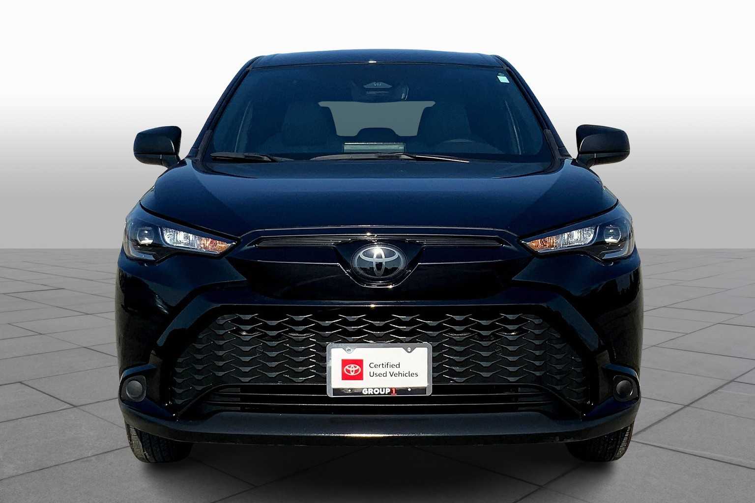 2024 Toyota Corolla Cross Hybrid S photo 3